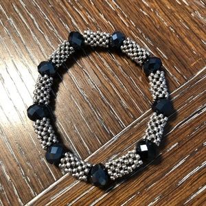 Blue stone and silver beaded stretch bracelet